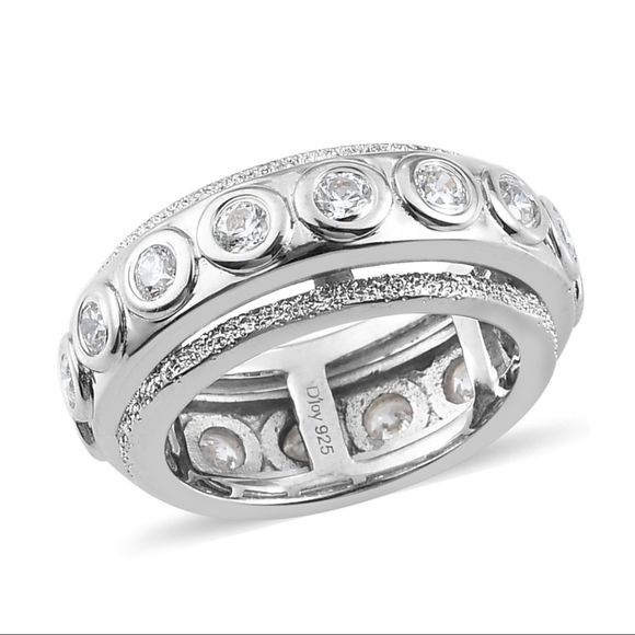 Elegant Silver Band with Crystal Accents - Picture 1 of 9